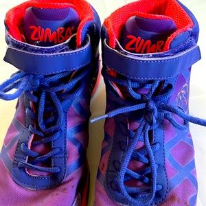 Zumba fitness Zin high top sneakers woman’s size 9 purple orange small defects